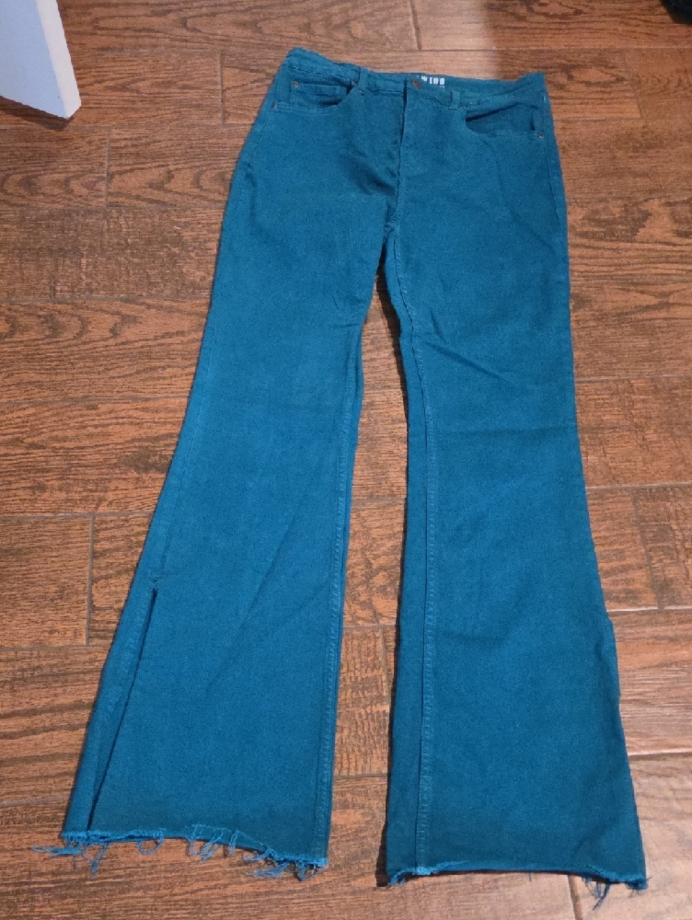 Idyllwind Teal Boot Cut Pants - Picture 6 of 7